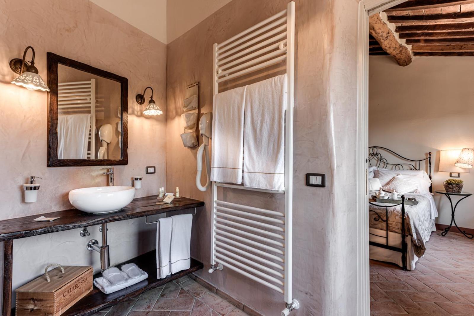 Locanda Dell'Aioncino Бибона Екстериор снимка